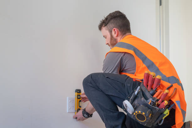 Best Emergency Electrical Repair  in Richnd, MO
